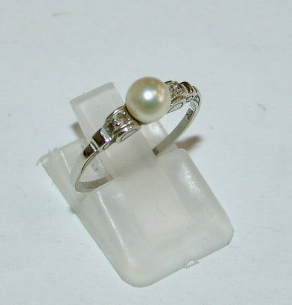 Damen - Ring Weißgold und Perle